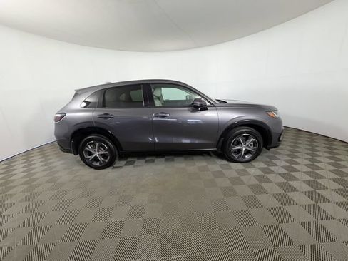Used 2024 Honda HR-V EX-L image 3