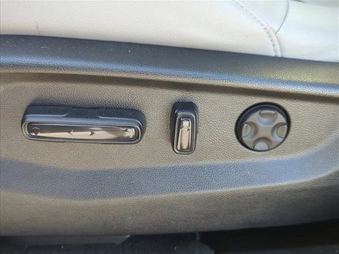 Used 2022 Honda CR-V EX-L image 12