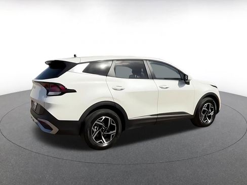 Used 2025 Kia Sportage LX FWD image 15