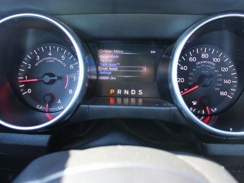 Used 2021 Ford Mustang Coupe image 14