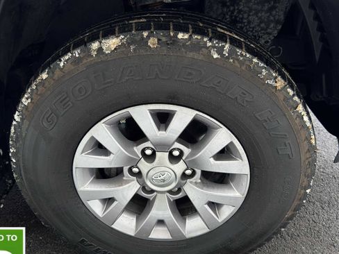 Used 2019 Toyota Tacoma SR5 image 8