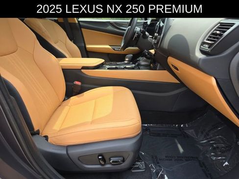 Used 2025 Lexus NX 250 FWD w/ Towing Package (2000 Lbs) image 10