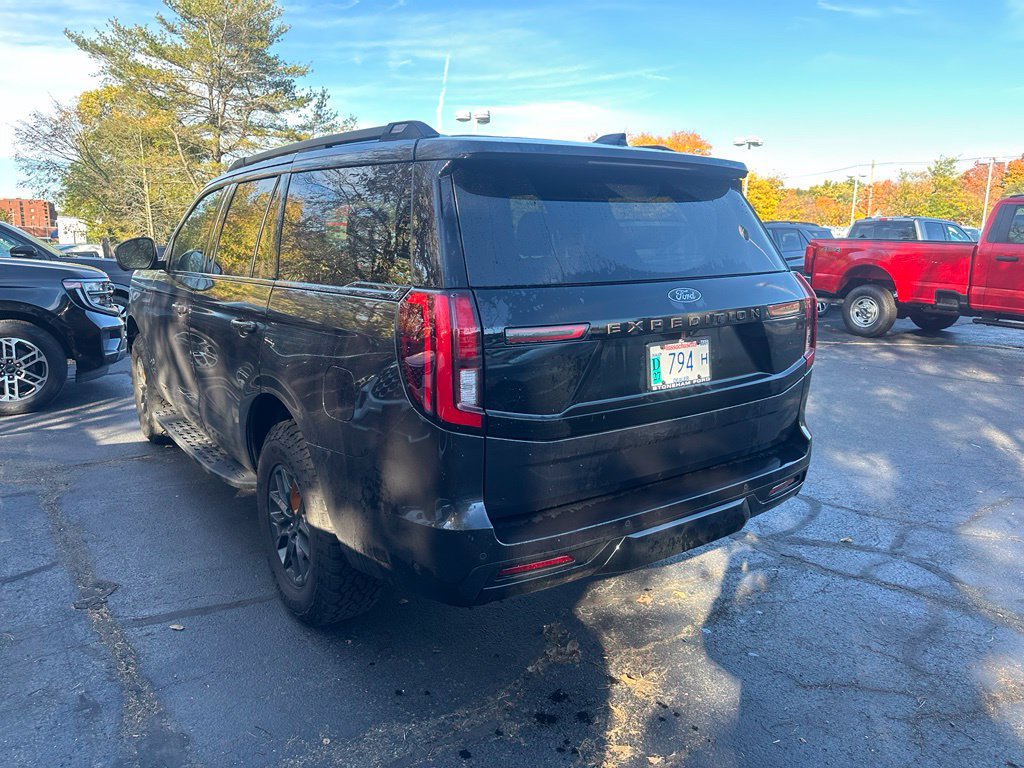 Used 2025 Ford Expedition Tremor AWD/4WD image 7