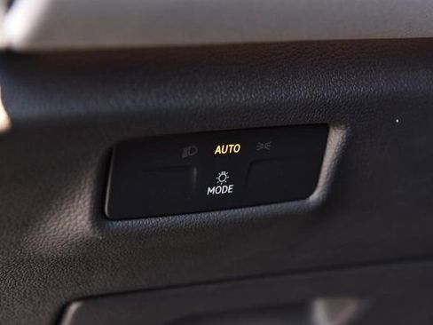 New 2026 Volkswagen Tiguan SE R-Line AWD/4WD image 11