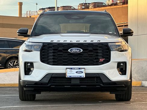 New 2026 Ford Explorer ST w/ Sun And Sound Package image 8