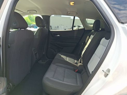 Certified 2024 Chevrolet Trax LS FWD image 10