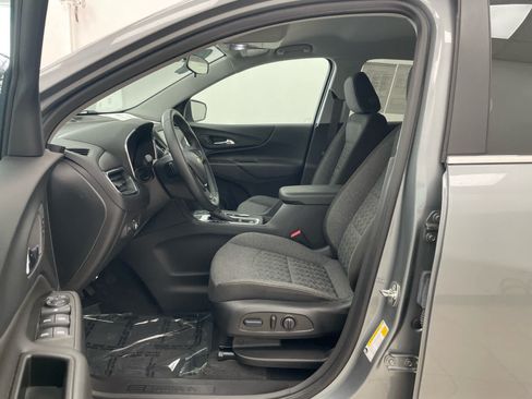 Used 2024 Chevrolet Equinox LT AWD/4WD image 8