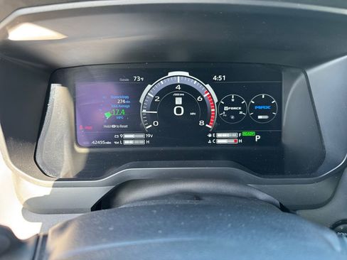 Used 2025 Toyota Tundra Platinum AWD/4WD image 20