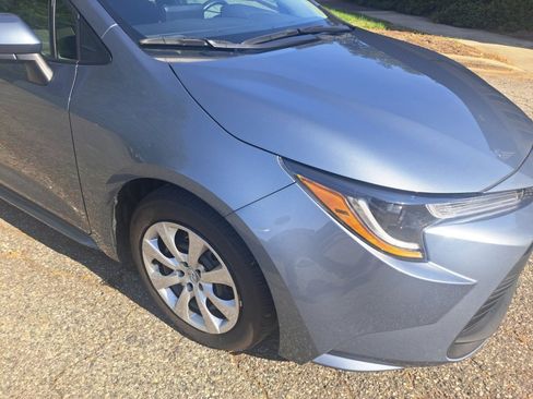Used 2025 Toyota Corolla LE image 19