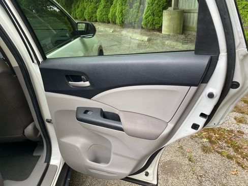 Used 2013 Honda CR-V LX image 20