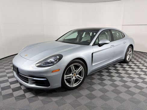 Certified 2018 Porsche Panamera image 1