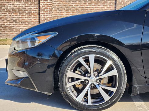Used 2016 Nissan Maxima 3.5 S image 10