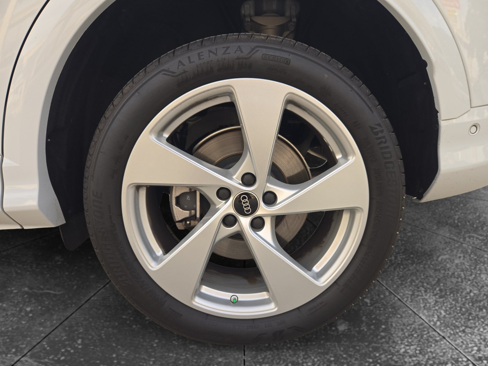 Used 2025 Audi Q5 Premium Plus AWD/4WD image 9