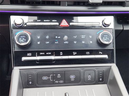 Used 2024 Hyundai Santa Fe Calligraphy image 14