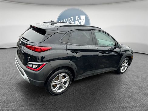Used 2023 Hyundai Kona SEL image 3