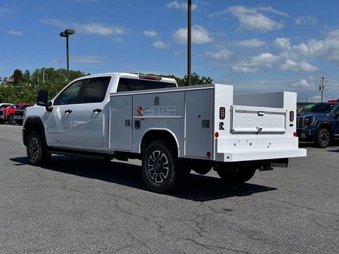 New 2026 GMC Sierra 3500 Pro w/ Convenience Package AWD/4WD image 7