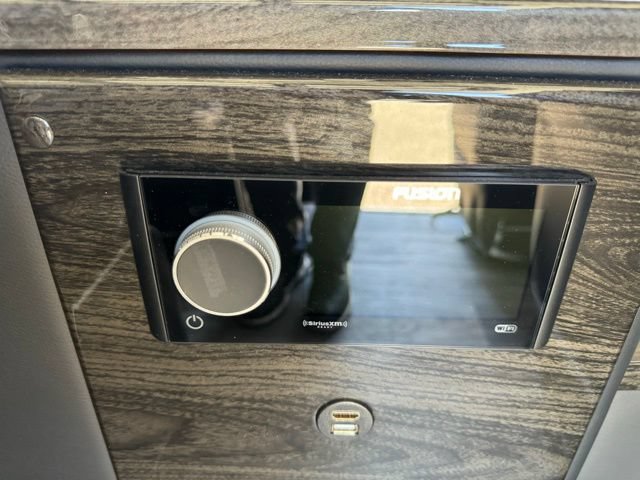 Used 2024 Mercedes-Benz Sprinter 3500 image 24