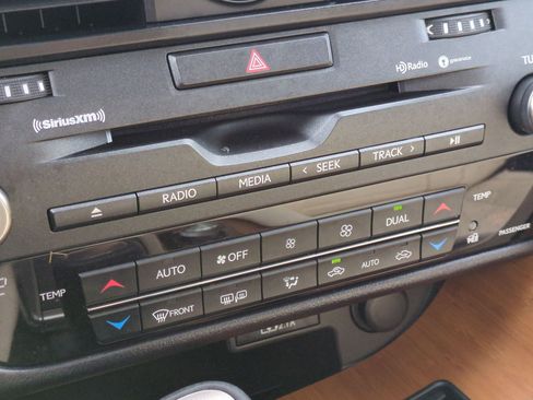 Used 2022 Lexus RX 450h AWD w/ Premium Package image 25