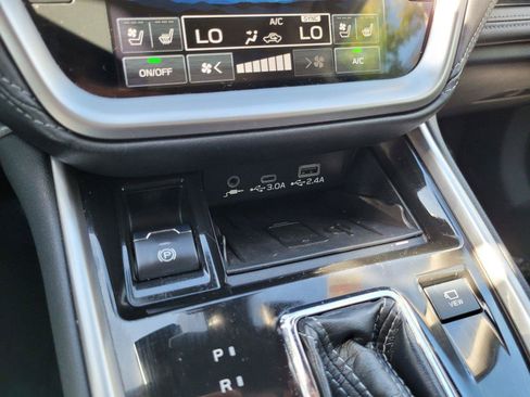 Certified 2023 Subaru Outback Touring XT AWD/4WD image 28