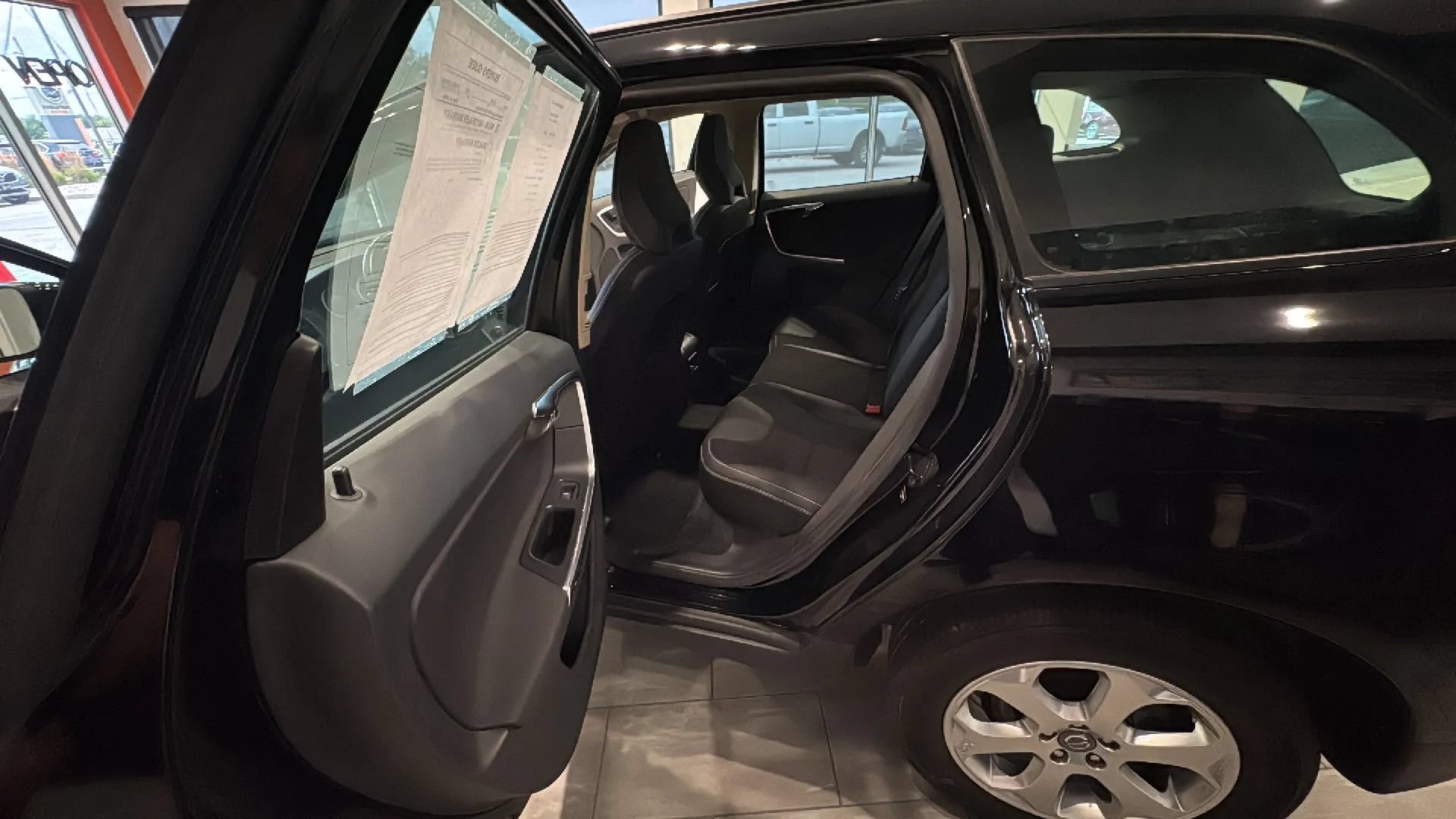 Used 2013 Volvo XC60 3.2 FWD image 22