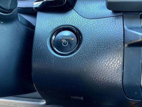 Used 2025 Toyota Camry SE w/ Convenience Package FWD image 31