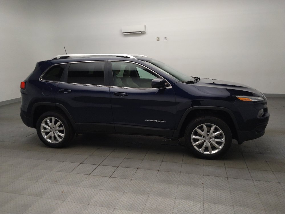Used 2016 Jeep Cherokee Limited FWD image 11