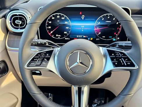 New 2026 Mercedes-Benz GLC 300 4MATIC image 28