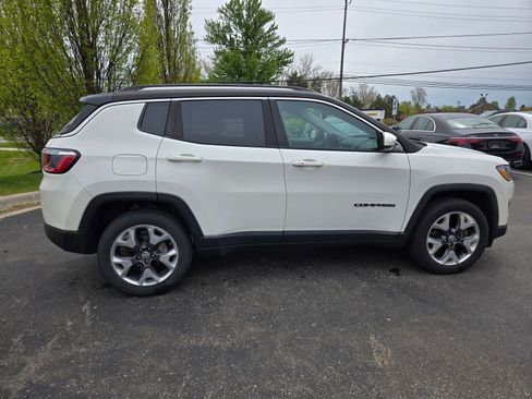 Used 2019 Jeep Compass Limited AWD/4WD image 6