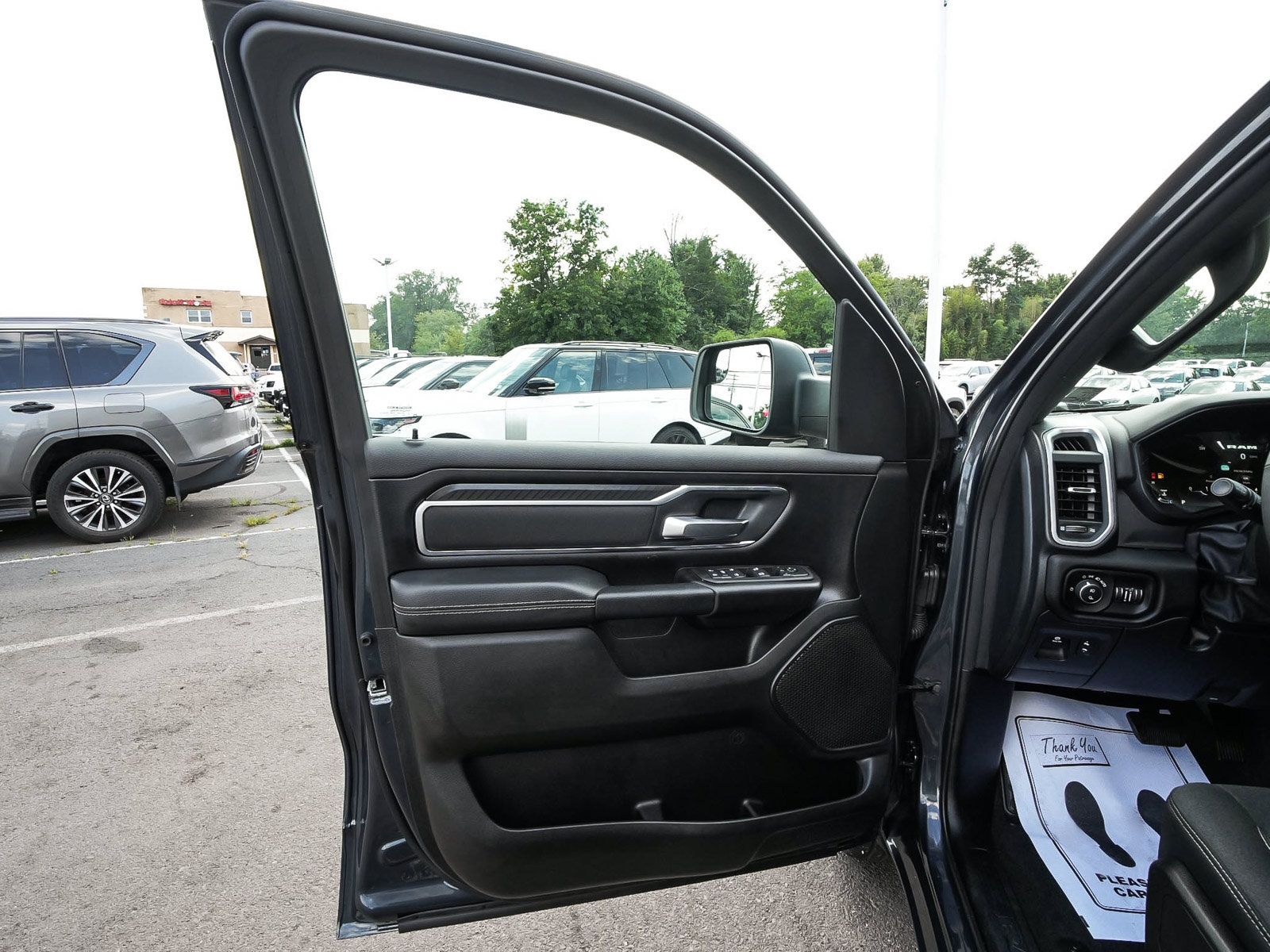 Used 2026 RAM 1500 Big Horn AWD/4WD image 11