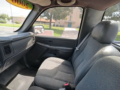 Used 2006 Chevrolet Silverado 1500 W/T w/ Skid Plate Package AWD/4WD image 13