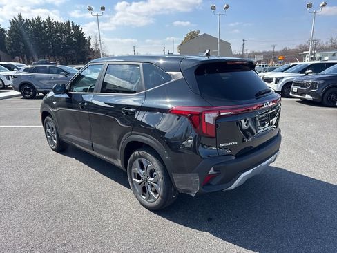 New 2026 Kia Seltos LX AWD/4WD image 7