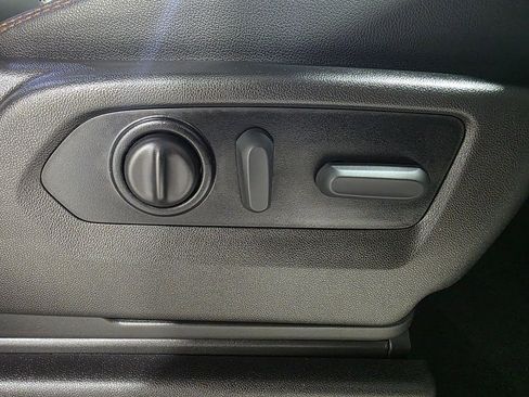 Used 2021 GMC Sierra 1500 AT4 image 26