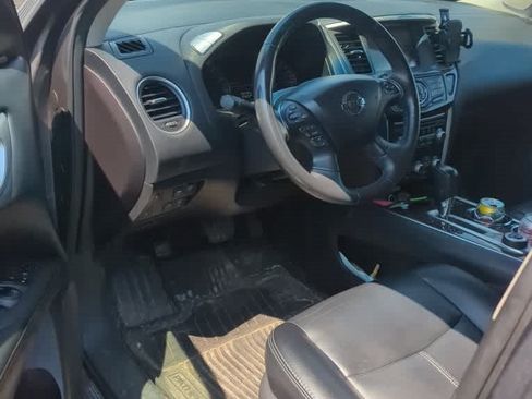 Used 2015 Nissan Pathfinder SL w/ SL Tech Package AWD/4WD image 7