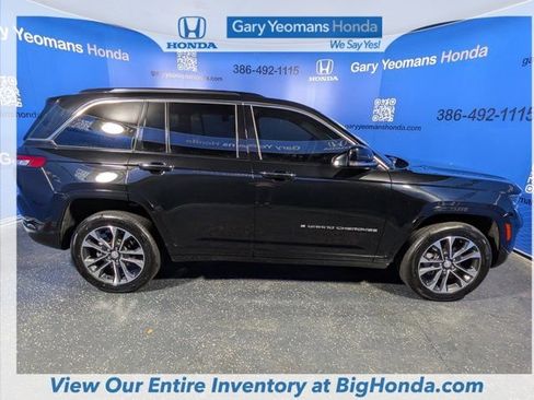 Used 2023 Jeep Grand Cherokee Overland w/ Luxury Tech Group IV RWD image 5