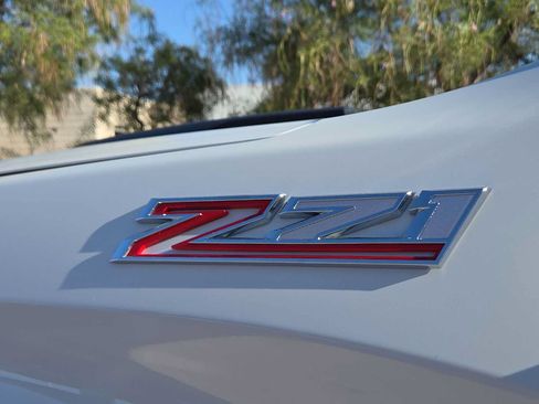 Used 2026 Chevrolet Silverado 1500 LT Trail Boss w/ Convenience Package II AWD/4WD image 11