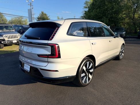 Used 2025 Volvo EX90 Ultra AWD/4WD image 3