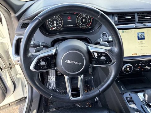 Used 2022 Jaguar E-PACE SE image 10