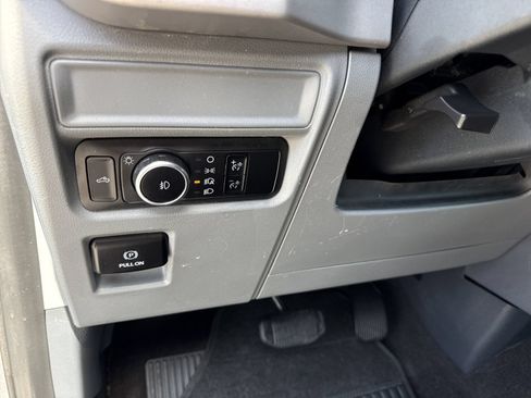 Used 2023 Ford F150 XLT RWD image 16