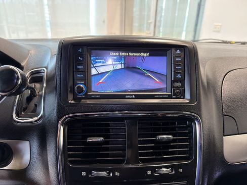 Used 2020 Dodge Grand Caravan GT FWD image 11