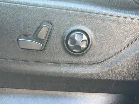 Used 2021 RAM 1500 Big Horn image 17