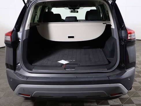 Used 2023 Nissan Rogue SV image 13