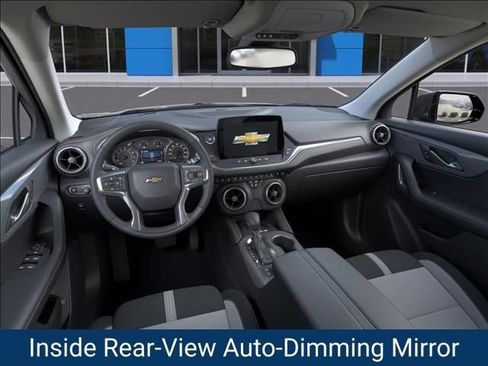 New 2026 Chevrolet Blazer LT w/ Convenience Package FWD image 17