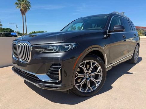Used 2020 BMW X7 xDrive40i w/ Premium Package AWD/4WD image 16