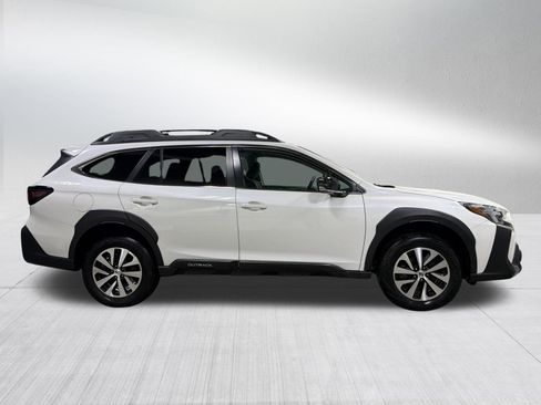 Certified 2023 Subaru Outback Premium image 8