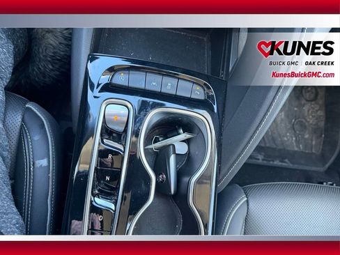 Used 2021 Buick Envision Essence image 20