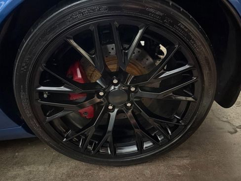 Used 2009 Chevrolet Corvette Z06 w/ Preferred Equipment Group image 24