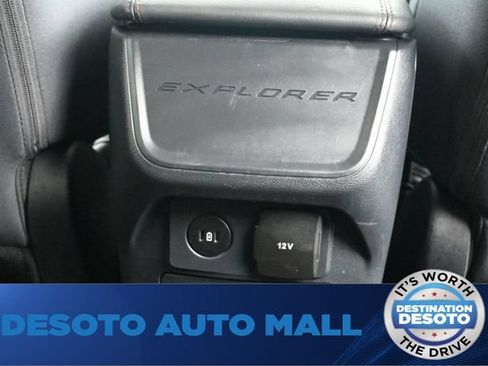 Certified 2025 Ford Explorer Active AWD/4WD image 15