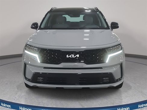 Used 2023 Kia Sorento SX image 3