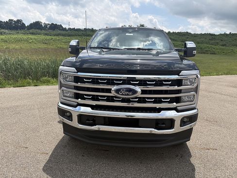 New 2026 Ford F250 Lariat w/ Lariat Ultimate Package AWD/4WD image 8