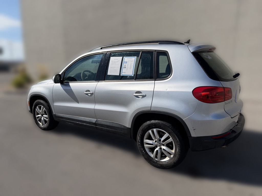 Used 2015 Volkswagen Tiguan S FWD image 3